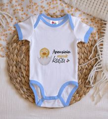 BK Kids Annesinin Minik Kuşu Tasarımlı Mavi Bebek Body Zıbın-1