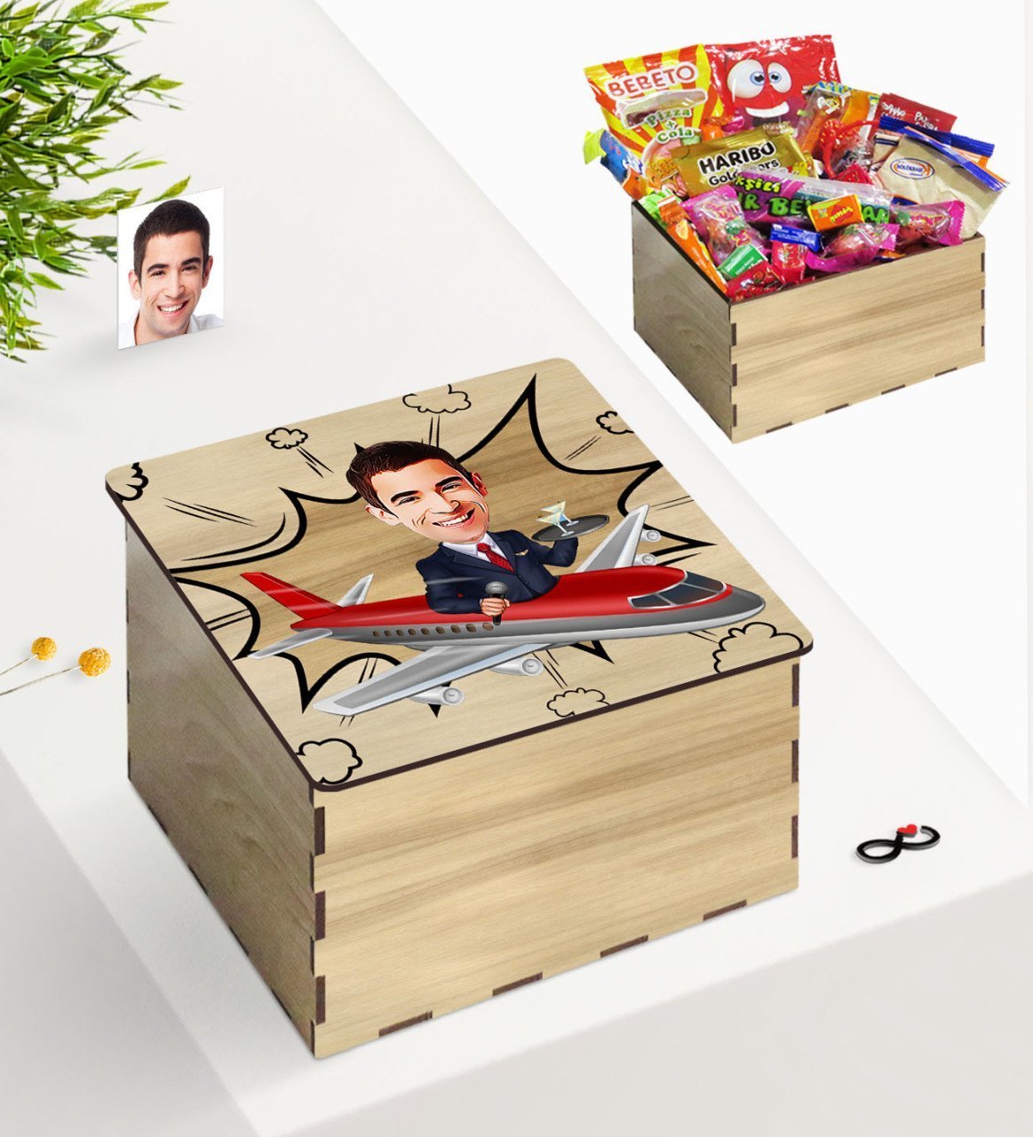 Kişiye Özel Ahşap Kutuda Bay Host Karikatürlü Nostaljik Lezzetler Hediye Seti