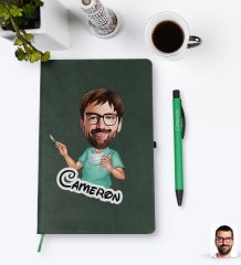 Kişiye Özel Erkek Cerrah Karikatürlü Yeşil Termo Deri Defter Kalem Seti Model 1