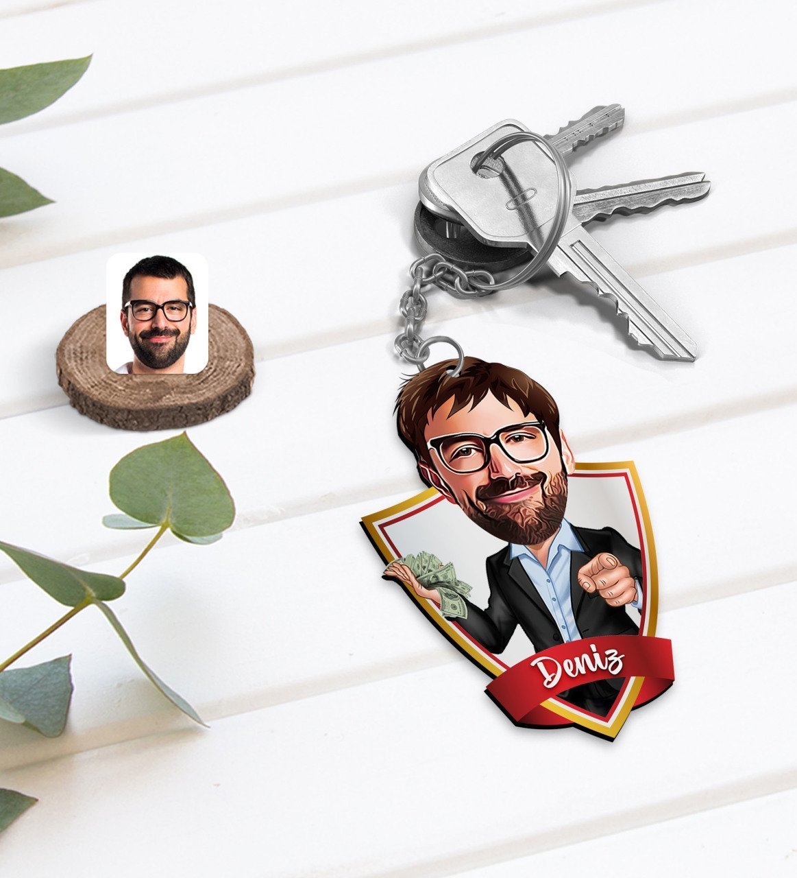 Kişiye Özel İsimli Erkek Milyoner Karikatürlü Ahşap Anahtarlık-1