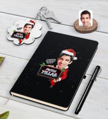 Kişiye Özel Erkek Yeni Yıl Karikatürlü Siyah Defter Kalem ve Anahtarlık Hediye Seti-1