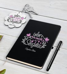 Kişiye Özel Yılın En Sempatik Sevgilisi Siyah Defter Kalem ve Anahtarlık Hediye Seti