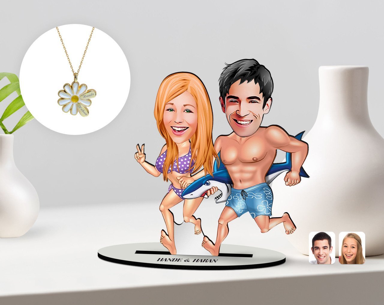 Kişiye Özel Sevgililer Karikatürlü 3D Ahşap Biblo ve Çift İsimli Papatya Kolye Seti-8