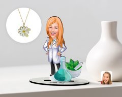 Kişiye Özel Kadın Eczacı Karikatürlü 3D Ahşap Biblo ve İsimli Tarihli Papatya Kolye Seti-1