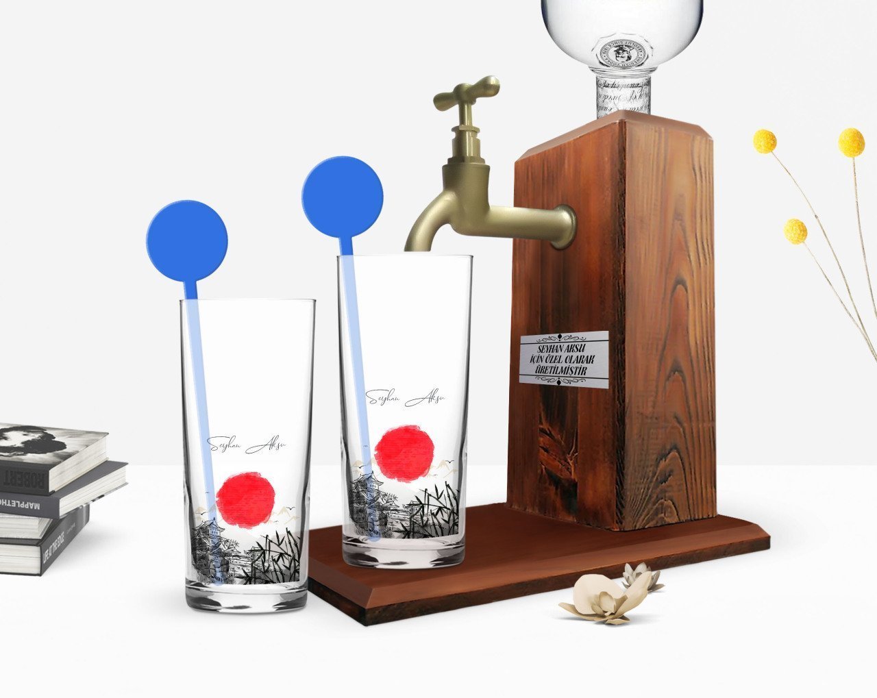 Kişiye Özel Renkli Baskılı Japan Tasarımlı İkili Vodka Bardağı ve Ahşap Vodka Standı Hediye Seti-1
