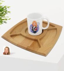 Kişiye Özel Kadın Yönetici Karikatürlü Beyaz Kupa ve Doğal Masif Ahşap 4 Bölmeli Sunum Tabağı Çerezlik Hediye Seti-1