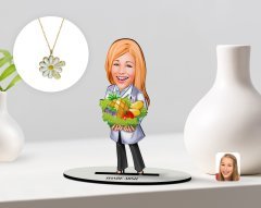 Kişiye Özel Kadın Diyetisyen Karikatürlü 3D Ahşap Biblo ve İsimli Tarihli Papatya Kolye Seti-1