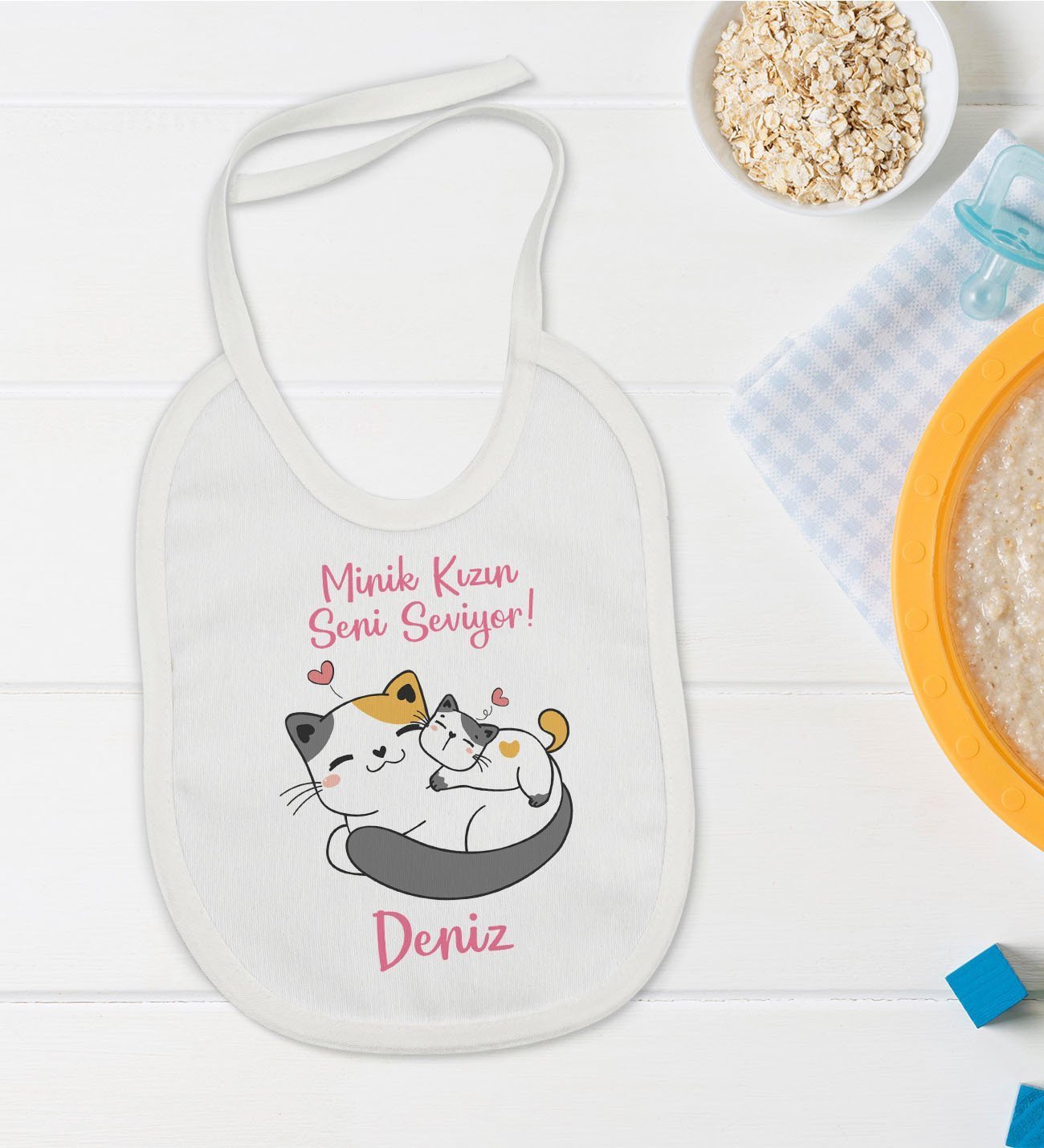 BK Kids Kişiye Özel Minik Kızın Seni Seviyor Tasarımlı Bebek Mama Önlüğü - Model 1