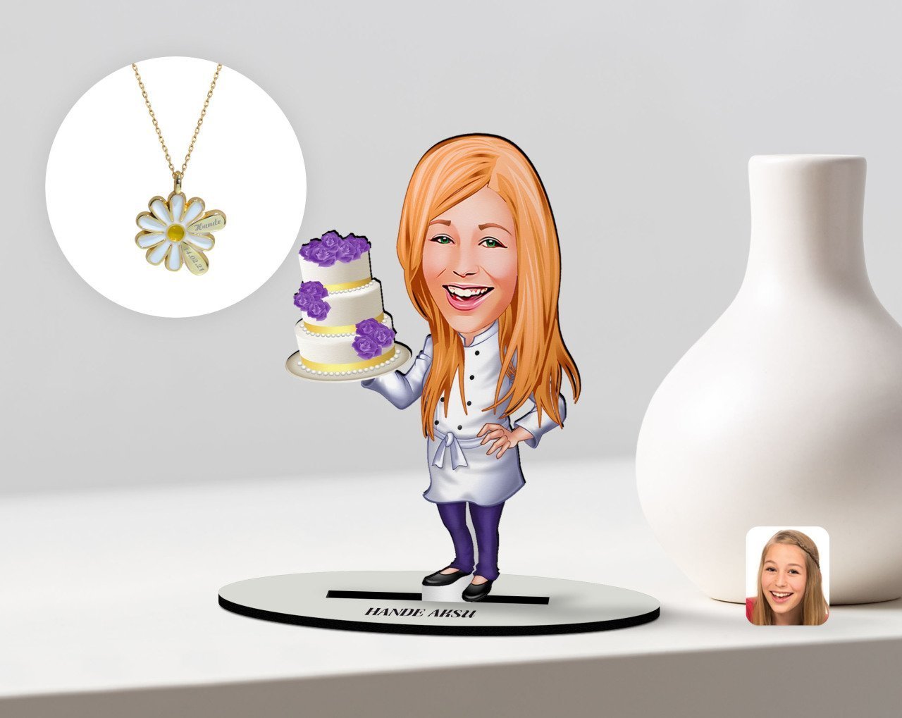 Kişiye Özel Kadın Chef Karikatürlü 3D Ahşap Biblo ve İsimli Tarihli Papatya Kolye Seti-2
