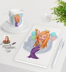 Kişiye Özel Dünya Güzeli Karikatürlü Beyaz Defter Kalem Türk Kahvesi Fincanı Seti-1