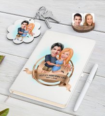 Kişiye Özel Yılın En Mükemmel Çifti Karikatürlü Beyaz Defter Kalem ve Anahtarlık Hediye Seti-14