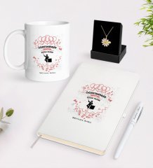 Kişiye Özel Öğretmenler Günümüz Kutlu Olsun Beyaz Kupa Defter Kalem ve İsimli Papatya Kolye Hediye Seti-5