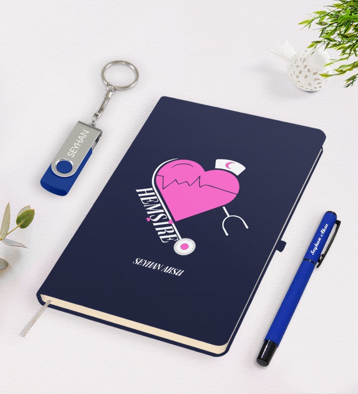 Kişiye Özel Hemşire Temalı Lacivert Defter Kalem 32gb USB Bellek Hediye Seti-6