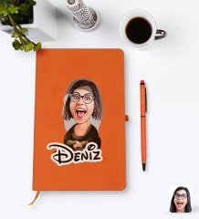 Kişiye Özel Mona Lisa Karikatürlü Turuncu Termo Deri Defter Kalem Seti Model 1