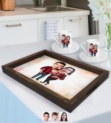Kişiye Özel Aile Karikatürlü Doğal Ahşap Tepsi ve 2’li Kahve Fincan Seti-2