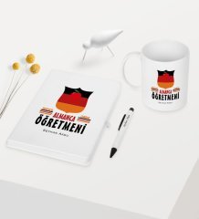 Kişiye Özel Almanca Öğretmeni Temalı Beyaz Defter Kalem Kupa Seti - 1