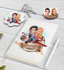 Kişiye Özel Yılın En Mükemmel Çifti Karikatürlü Beyaz Defter Kalem ve Anahtarlık Hediye Seti-11