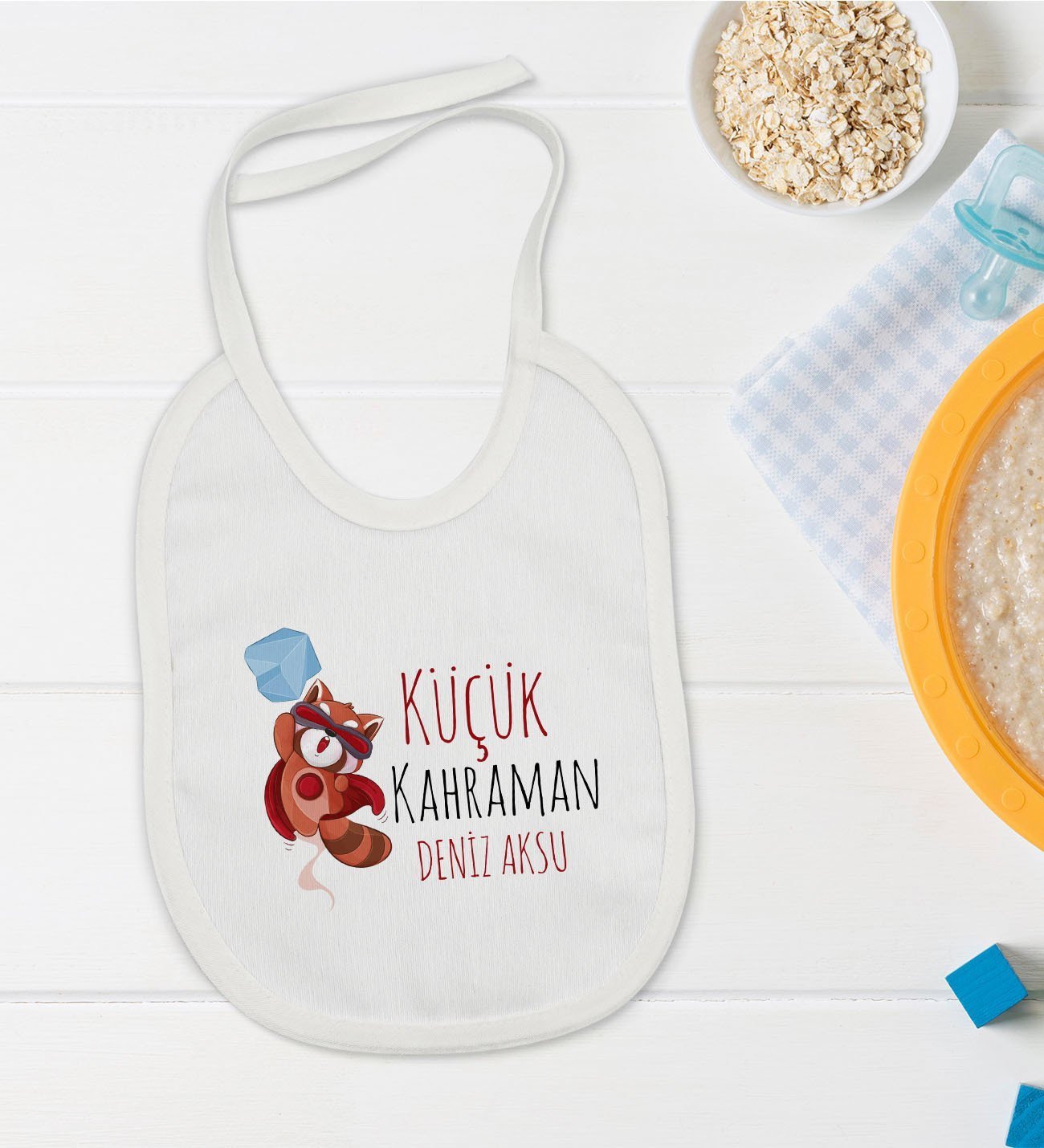 BK Kids Kişiye Özel Küçük Kahraman Tasarımlı Bebek Mama Önlüğü - Model 1
