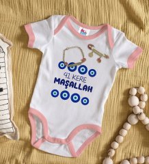 BK Kids Kişiye Özel Maşallah Tasarımlı Pembe Bebek Body Zıbın Kız Bebek Künyesi ve İğnesi Hediye Seti-2