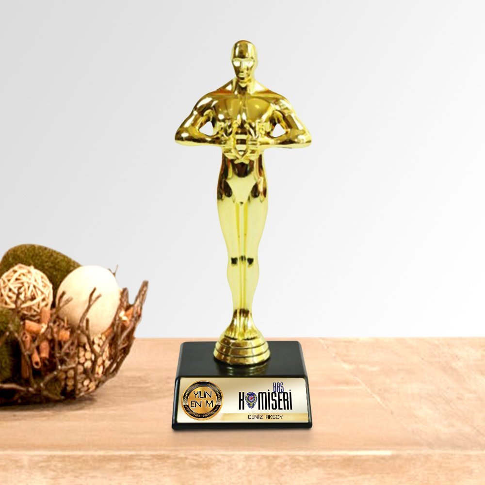 Kişiye Özel Yılın En İyi Başkomiseri Oscar Ödülü