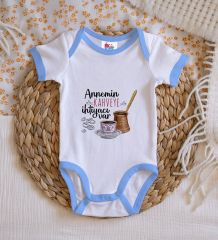 BK Kids Annemin Kahveye İhtiyacı Var Tasarımlı Mavi Bebek Body Zıbın-1