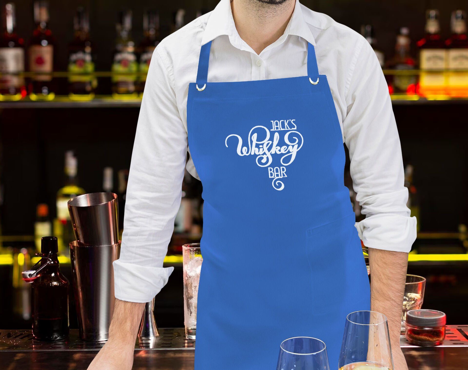 BK Gift Kişiye Özel İsimli Bar Tasarımlı Profesyonel Mavi Mutfak Önlüğü, Aşçı Önlüğü, Şef Önlüğü, Arkadaşa Hediye-1