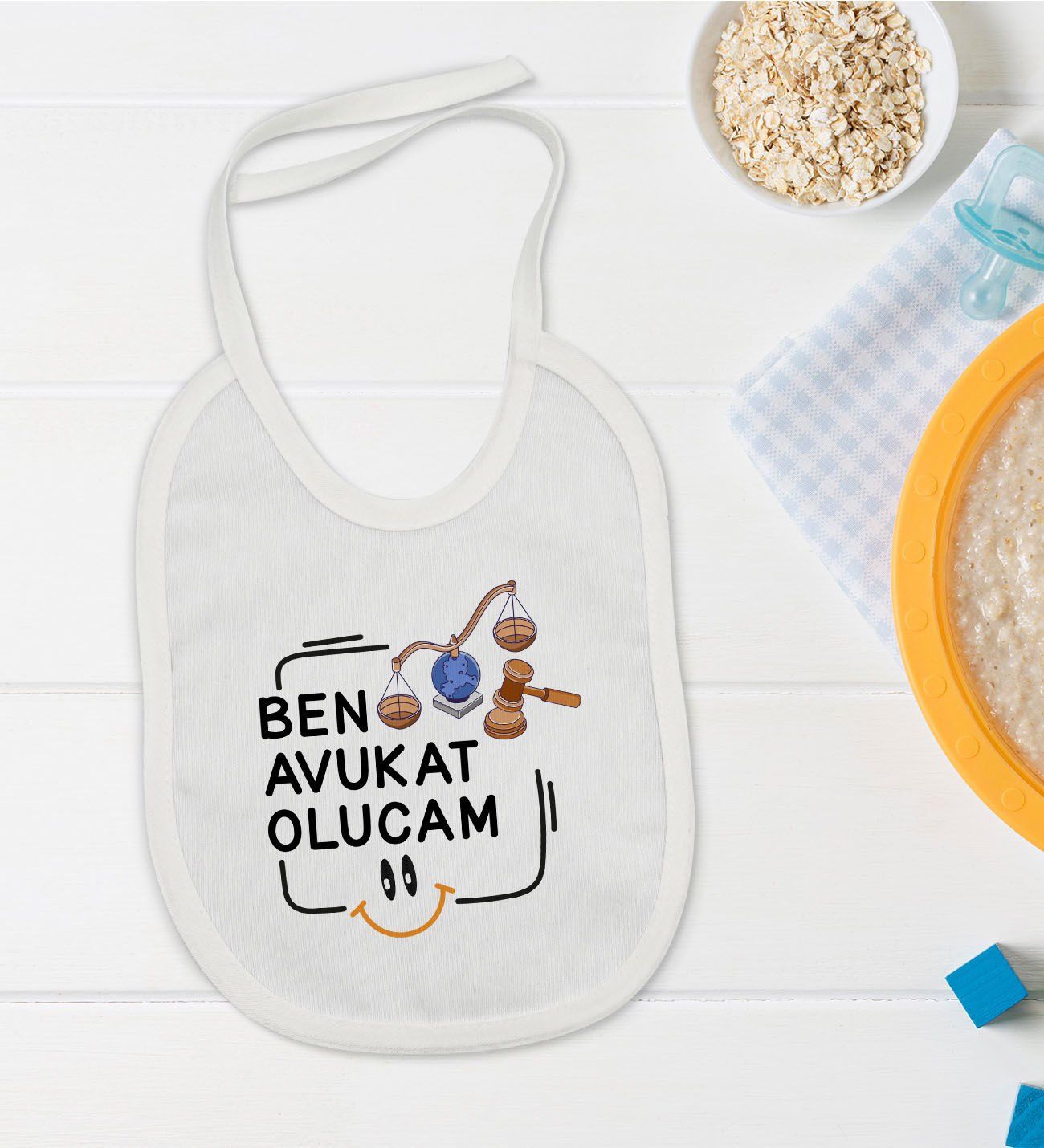 BK Kids Avukat Olucam Tasarımlı Beyaz Bebek Mama Önlüğü-1