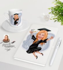 Kişiye Özel Bayan Mezun Karikatürlü Beyaz Defter Kalem Türk Kahvesi Fincanı Seti-1
