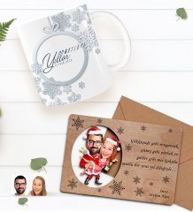Kişiye Özel Mutlu Yıllar Kupa Bardak ve Retro Ahşap Yılbaşı Tebrik Kartı Hediye Seti-3F
