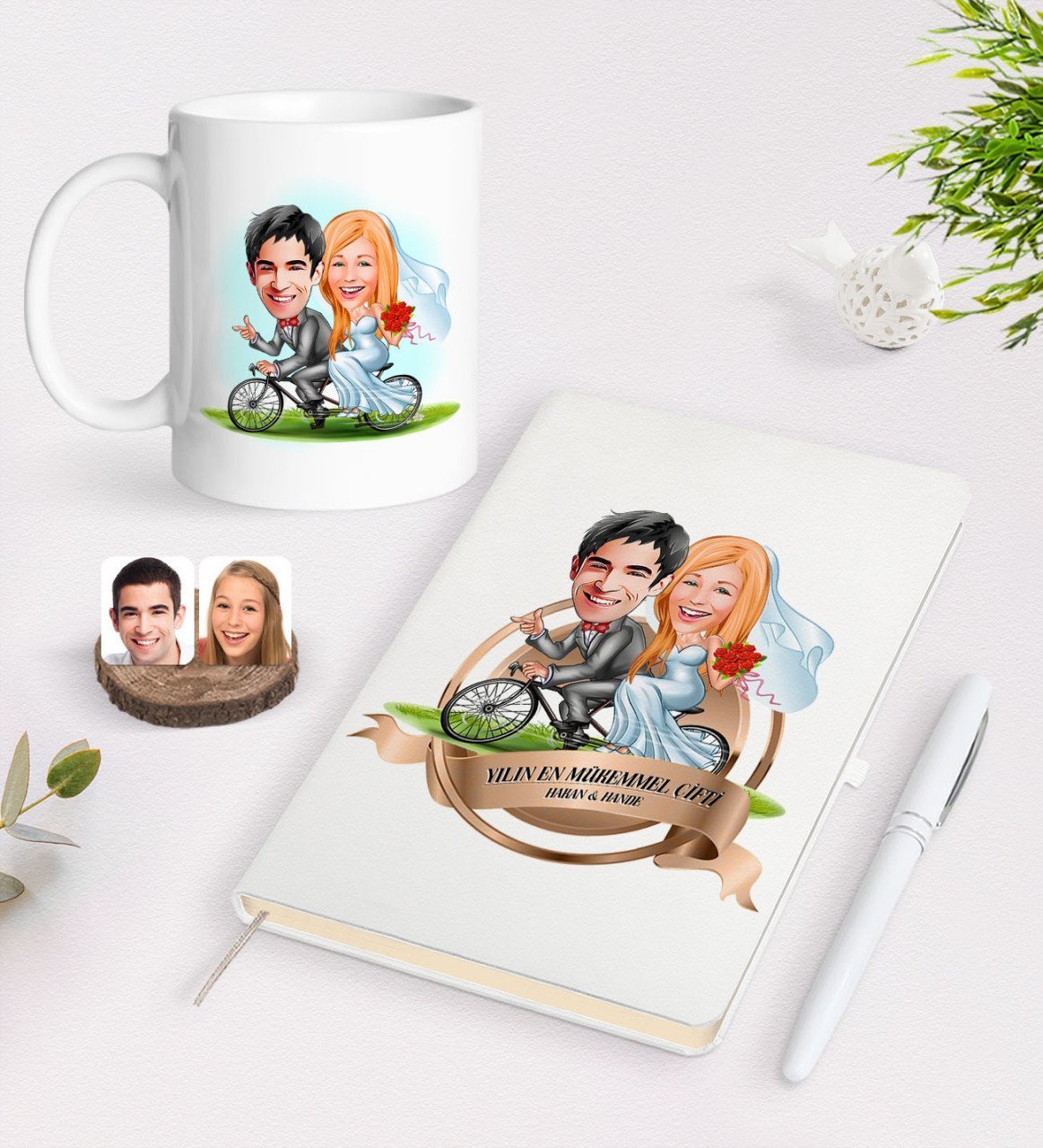 Kişiye Özel Yılın En Mükemmel Çifti Karikatürlü Beyaz Defter Kalem ve Kupa Seti-68