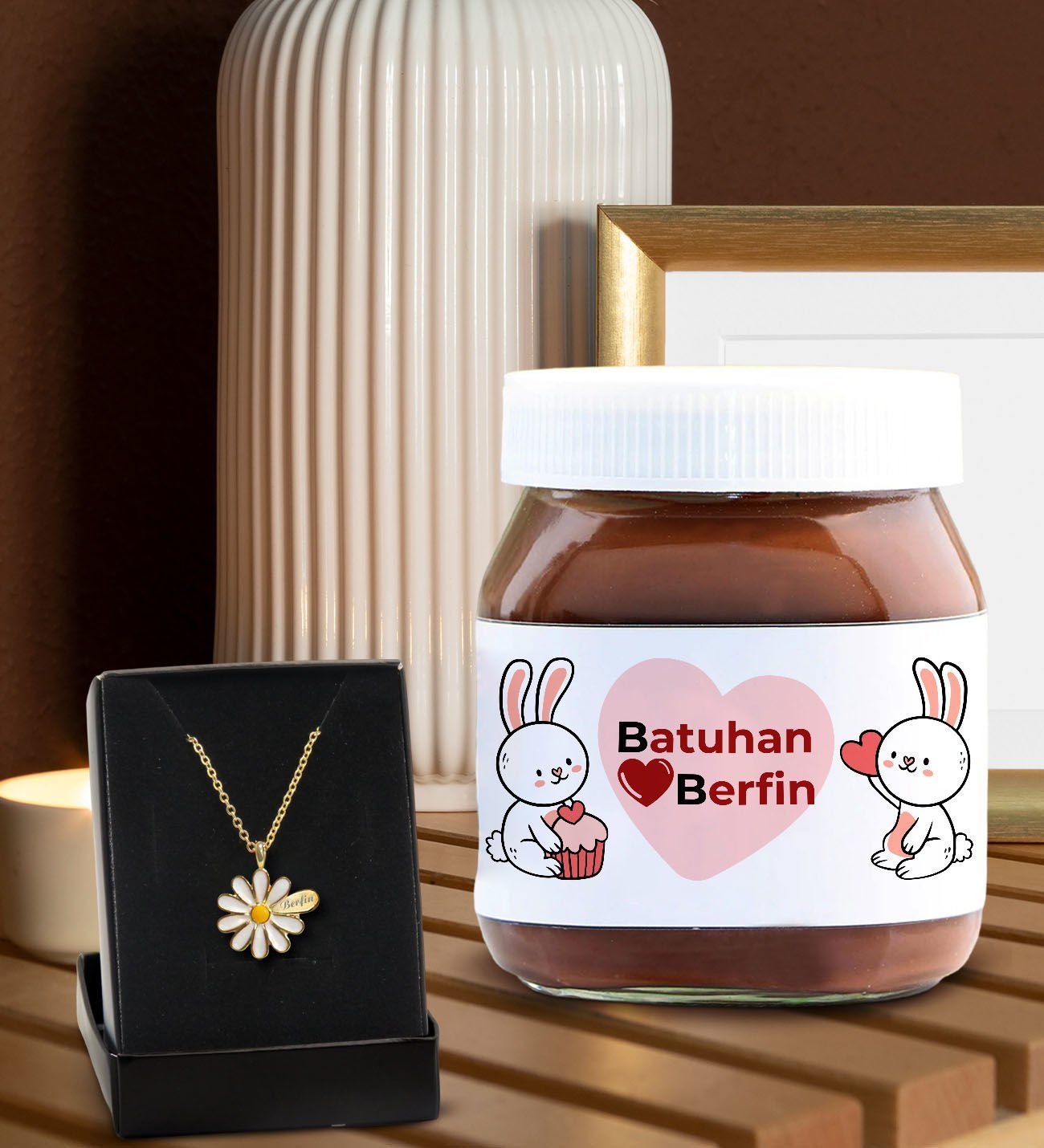 BK Gift Sevgiliye Özel İsimli Papatya Kolye ve Nutella 400gr. Hediye Seti, Sevgililer Günü Hediye, Doğum Günü Hediyesi, Sevgiliye Hediye-4