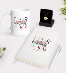 Kişiye Özel Matematik Öğretmeni Beyaz Kupa Defter Kalem ve İsimli Papatya Kolye Hediye Seti-4