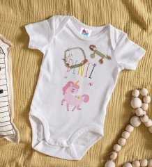 BK Kids Kişiye Özel İsimli Beyaz Bebek Body Zıbın Kız Bebek Künyesi ve İğnesi Hediye Seti-4