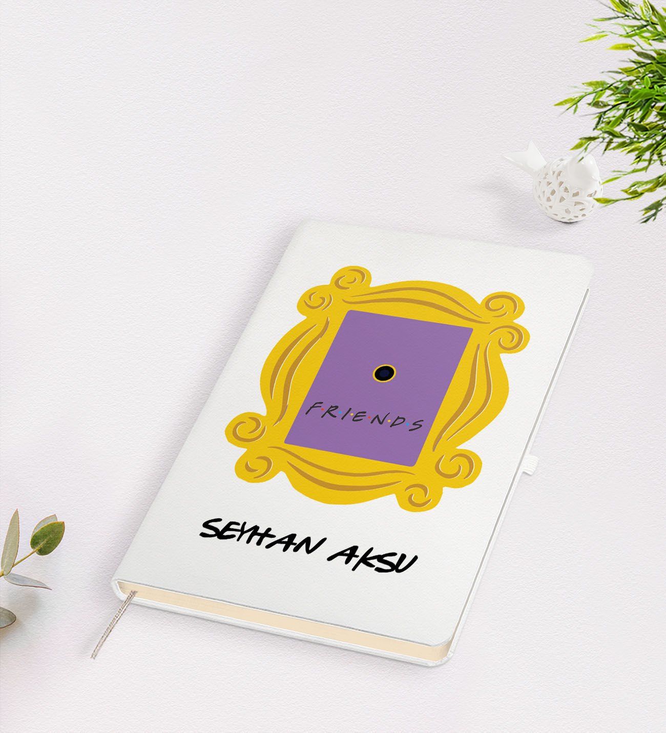 BK Gift Kişiye Özel İsimli Friends Monica’s Kapı Çerçevesi Tasarımlı Beyaz Defter-2