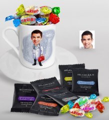 Kişiye Özel Bay Acil Tıp Teknisyeni Karikatürlü Türk Kahvesi Fincanı Selamlique Karışık Türk Kahvesi ve Haribo Şeker Hediye Seti-1
