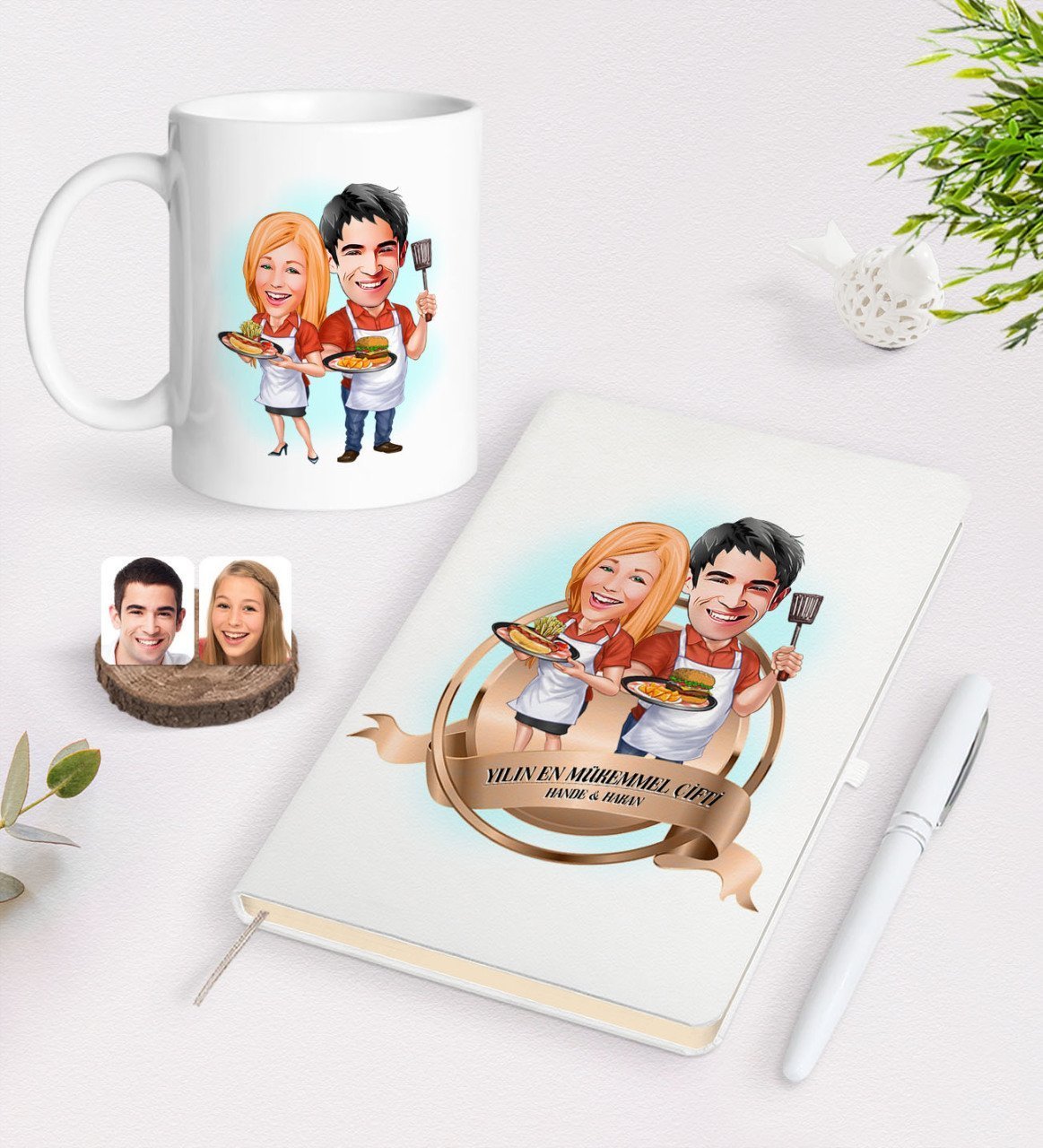 Kişiye Özel Yılın En Mükemmel Çifti Karikatürlü Beyaz Defter Kalem ve Kupa Seti-57