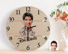 Kişiye Özel Erkek Doktor Karikatürlü Otantik Ahşap Palet Saat-1