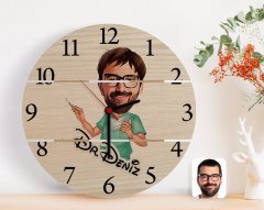 Kişiye Özel Erkek Cerrah Karikatürlü Otantik Ahşap Palet Saat-1