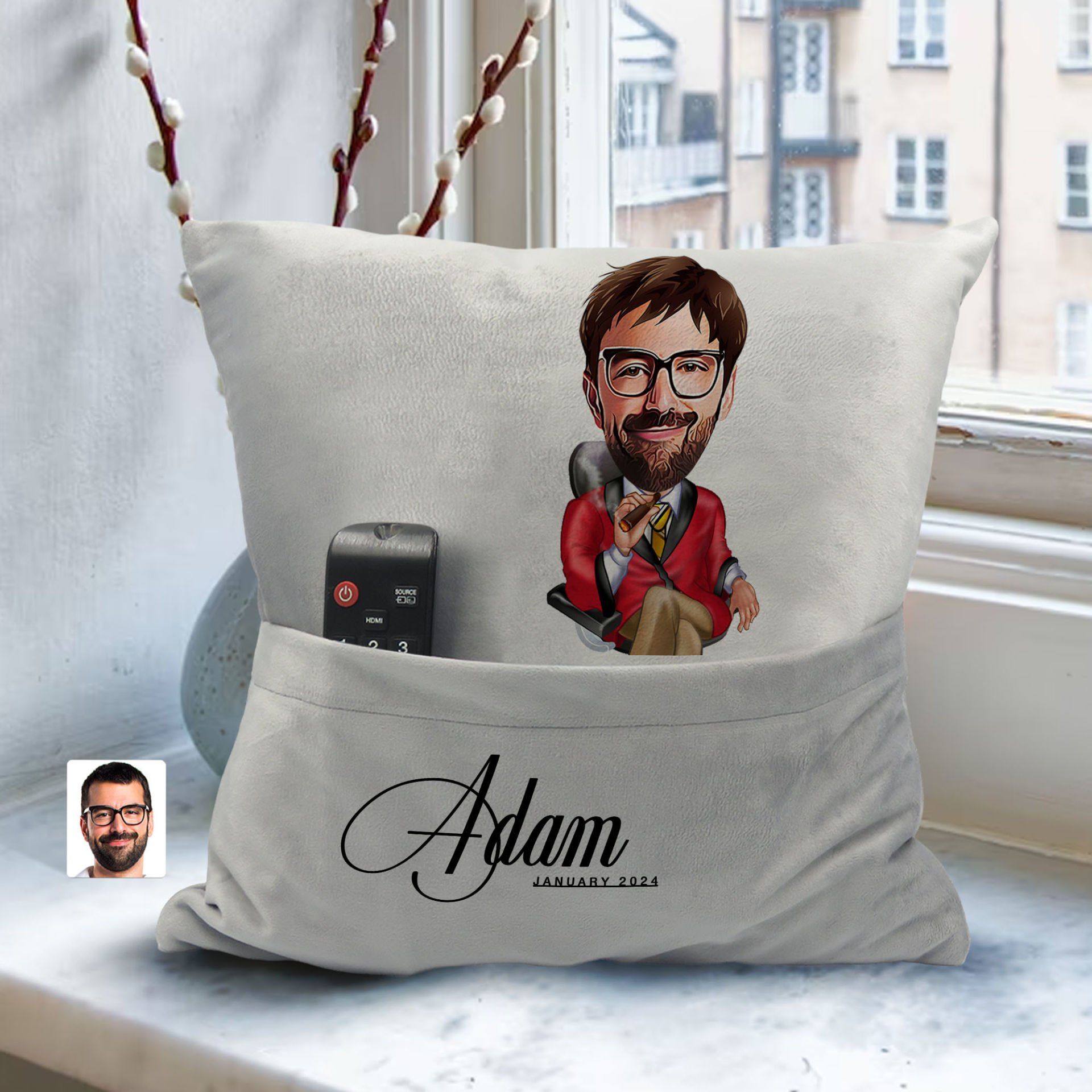 BK Gift Kişiye Özel Boss Baba Karikatür Tasarımlı Organizer Kumanda ve Atıştırmalık Cepli Gri Kırlent Yastık-4 Arkadaşa Hediye, Cepli Yastık