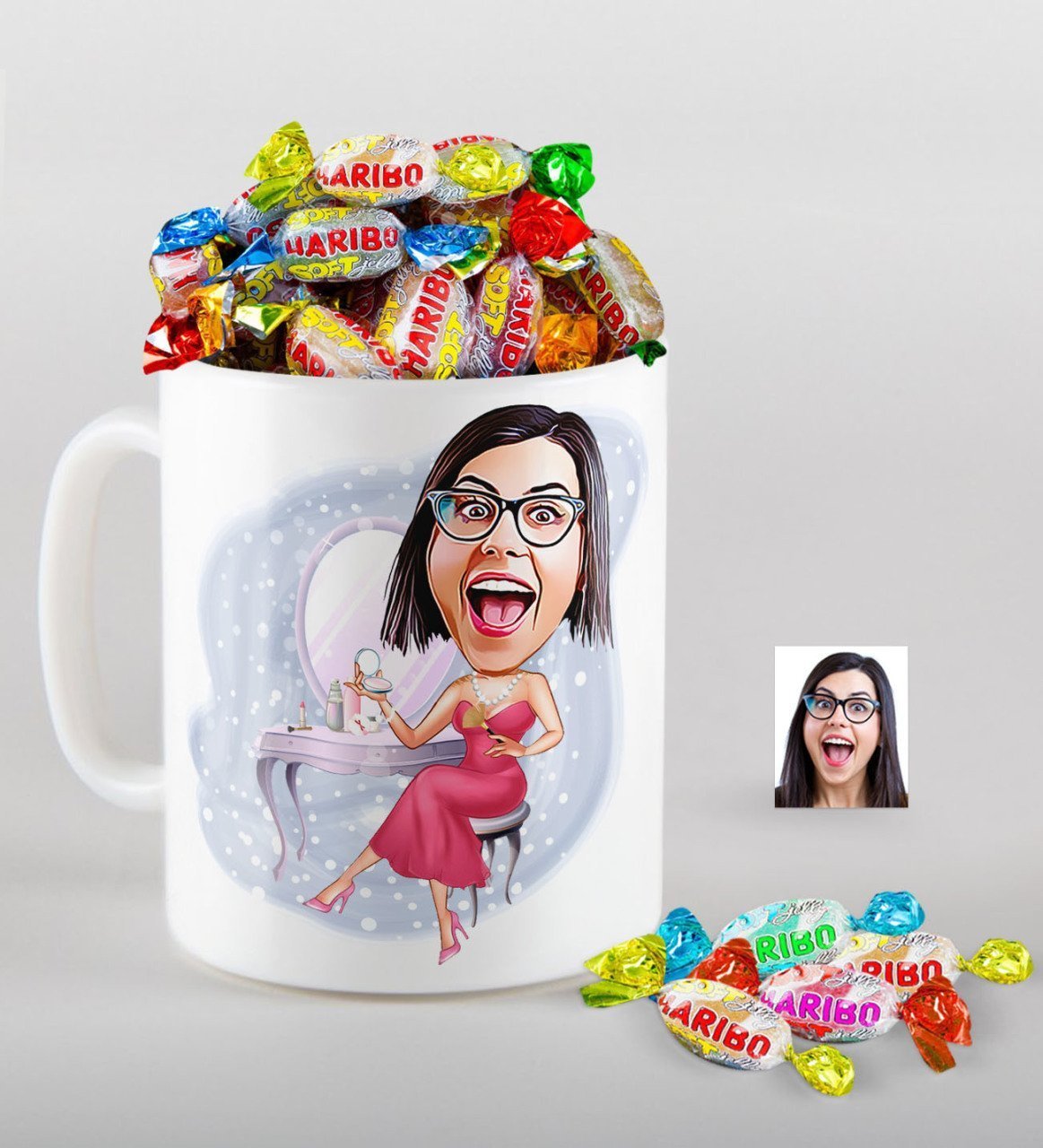 Kişiye Özel Bayan Karikatürlü Kupa ve Haribo Fruitbons Şeker Hediye Seti-23