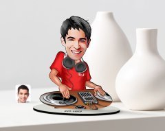 Kişiye Özel Erkek DJ Karikatürlü Ahşap Biblo Model