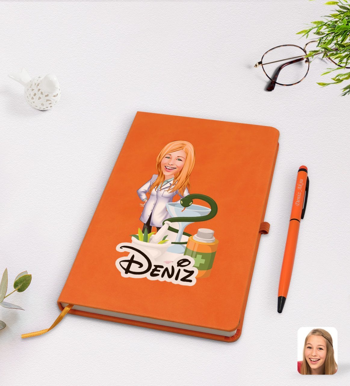 Kişiye Özel Kadın Eczacı Karikatürlü Turuncu Termo Deri Defter Kalem Seti Model 2