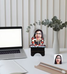 Kişiye Özel Dünya Güzeli Karikatürlü Ahşap Biblo Telefon Standı-1