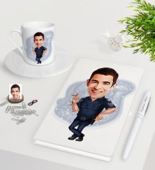 Kişiye Özel Erkek Polis Karikatürlü Beyaz Defter Kalem Türk Kahvesi Fincanı Seti-2