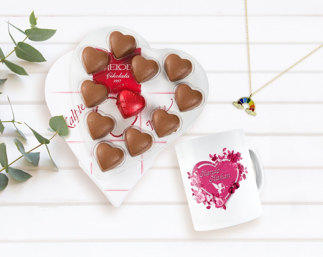 Kişiye Özel Sevgililer Günü Çift Harfli Bulut Kolye Kupa ve Kalpten Kalbe Çikolata Hediye Seti-3