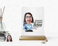 Kişiye Özel Kadın Kolay Yetişmiyor Karikatürlü Ahşap Standlı Çerçeve-2
