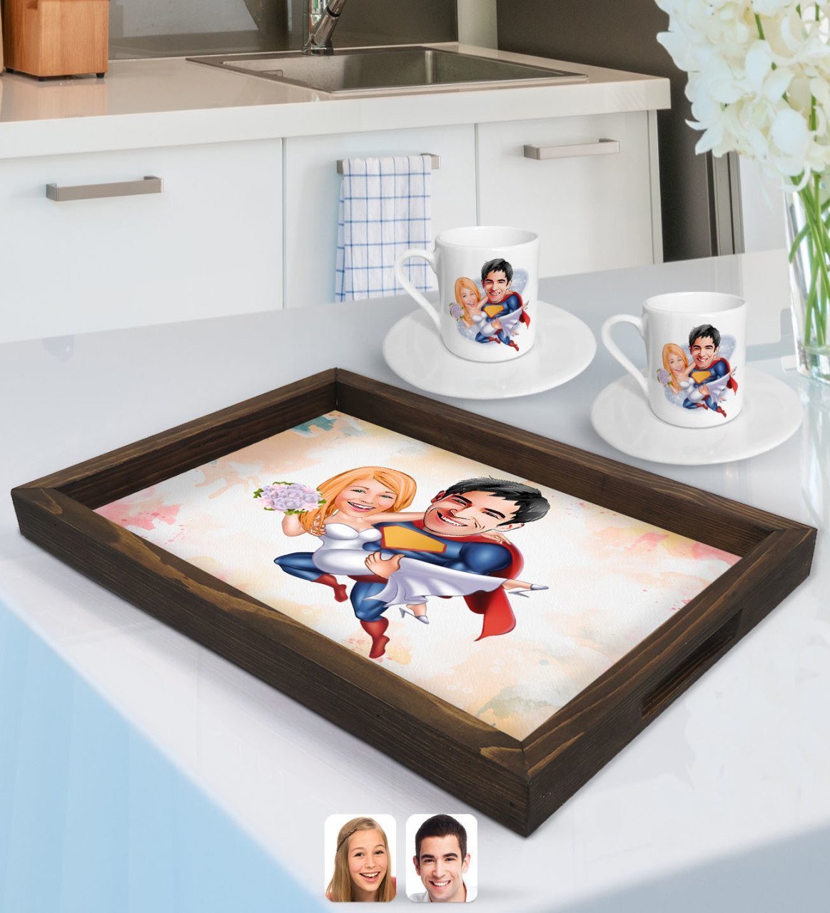 Kişiye Özel Sevgililer Karikatürlü Doğal Ahşap Tepsi ve 2’li Kahve Fincan Seti-92