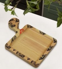 BK Gift Kalpler Tasarımlı Kare Şeklinde Doğal Ahşap Servis ve Sunum Tabağı Model 1