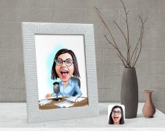 Kişiye Özel Kadın Spiker Karikatürlü Dekoratif Çerçeve-1