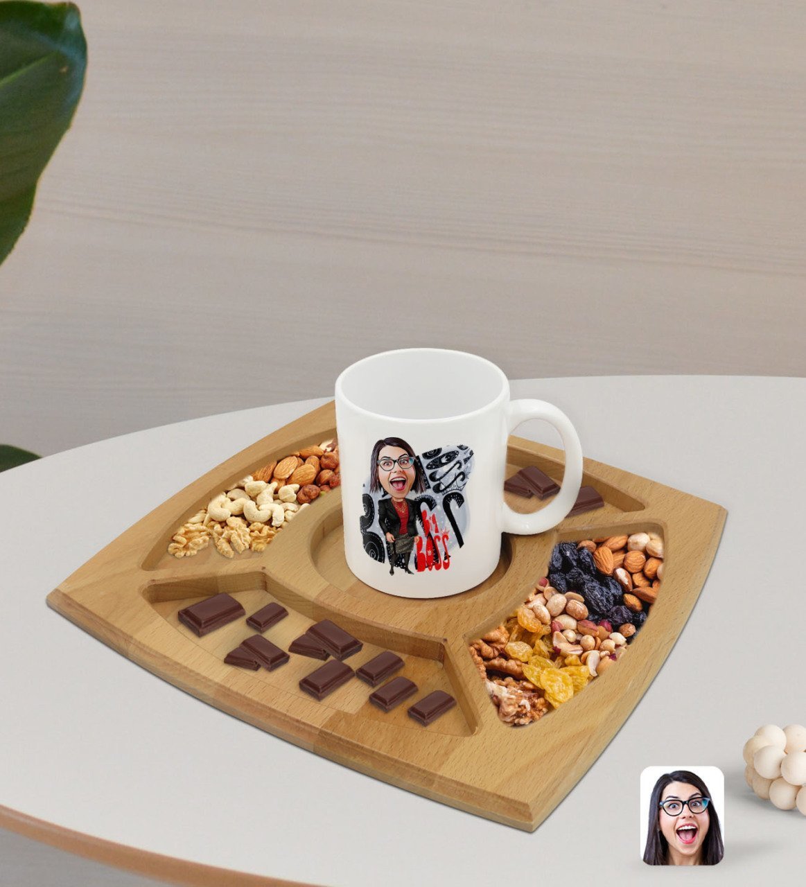 Kişiye Özel Kadın Big Boss Karikatürlü Beyaz Kupa ve Doğal Masif Ahşap 4 Bölmeli Sunum Tabağı Çerezlik Hediye Seti-3